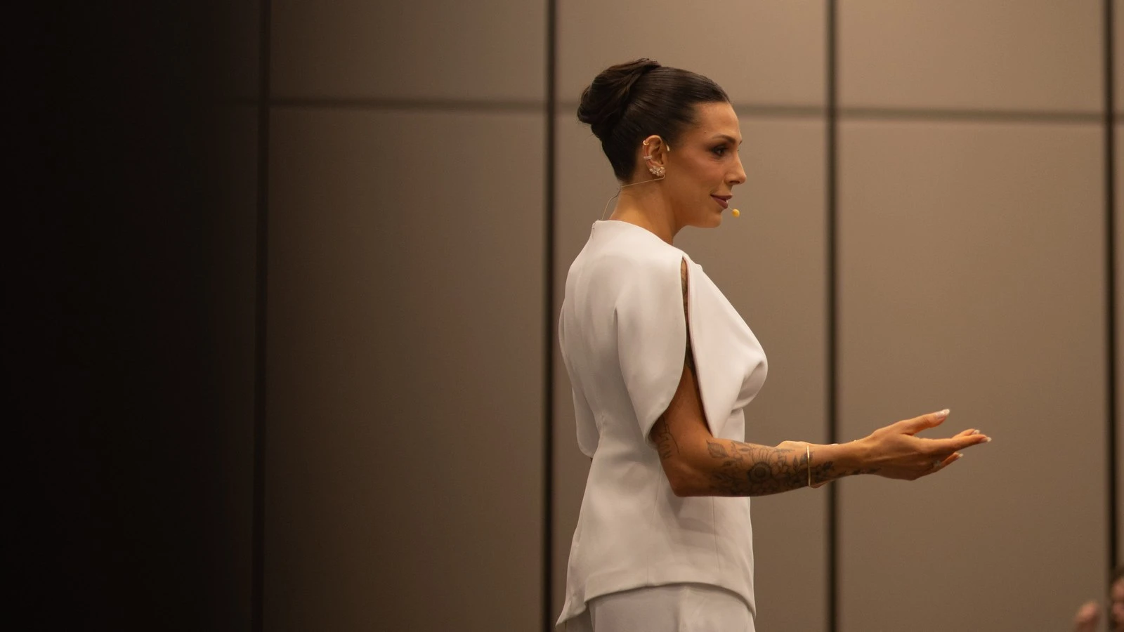 Vika Ferrari palestrando